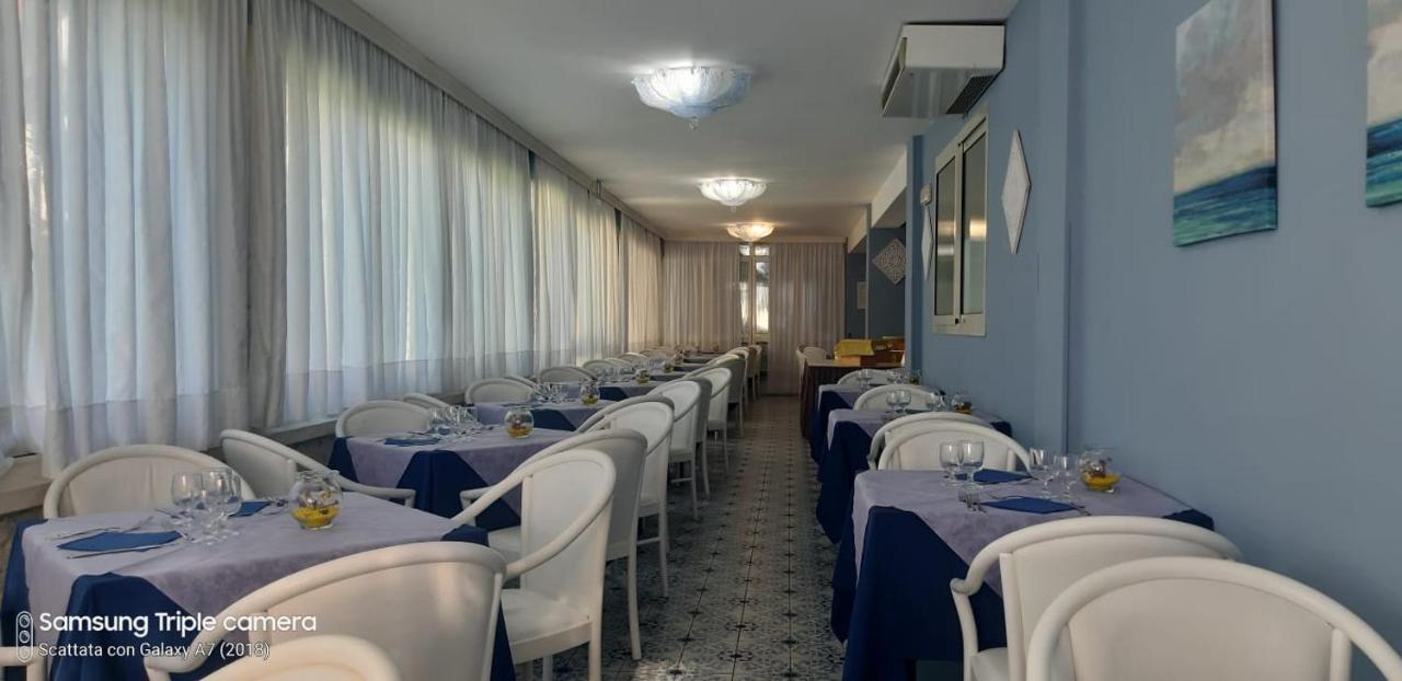 Baia Degli Dei Lejlighed Giardini Naxos Eksteriør billede
